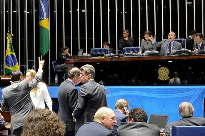 Senado aprova em 1º turno fim do voto secreto nas decisões do Legislativo