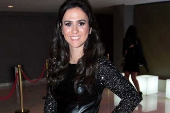 Rede Record quer atriz Tatá Werneck para apresentar programa, diz jornal