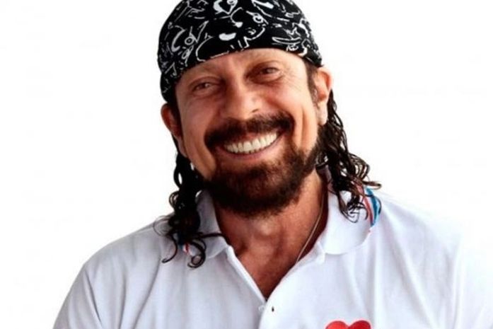 Cantor Bell Marques revela que pediu a escritor Jorge Amado para escrever sua biografia