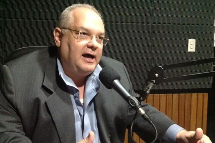 Omar decide sair deputado estadual