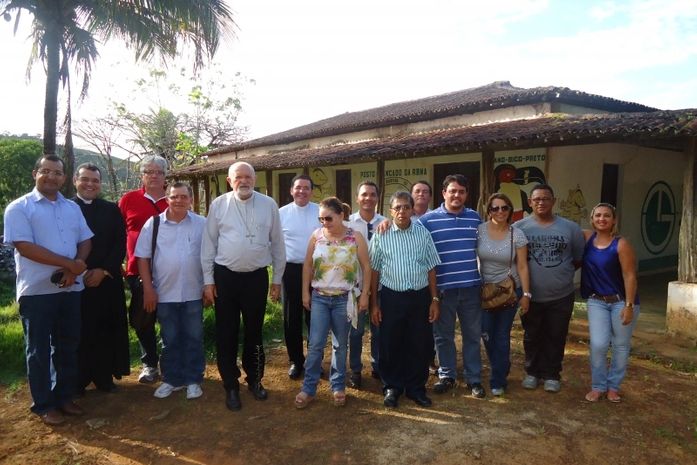 Prefeita Lucila Toledo recebe Arcebispo e Padres da região