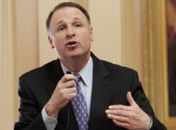 Creigh Deeds em imagem de arquivo de 2010