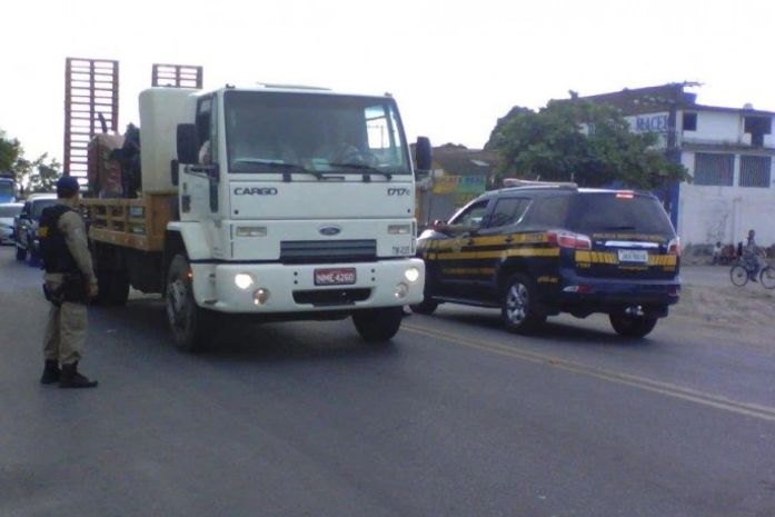 Operação aconteceu nas rodovias BR 104 e 316