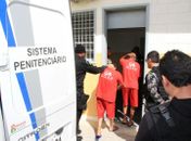SGAP transfere 240 presos de antigo presídio para nova unidade