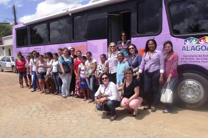 Governo promove cidadania a mulheres de comunidades quilombolas