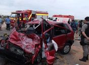 Colisão entre carro e van deixa dois mortos e cinco feridos em Delmiro Gouveia