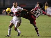 Lateral campeão brasileiro pelo São Paulo morre em acidente de carro