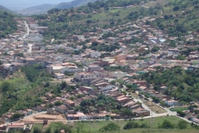 Por demora no atendimento, homem é acusado de danificar consultório e ameaçar médico