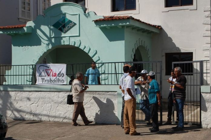 Movimento no começo da manhã era discreto; previsão é que ao final do dia mil pessoas façam parte da ocupação