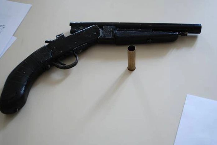 Menor é apreendido com arma de fogo no Graciliano Ramos