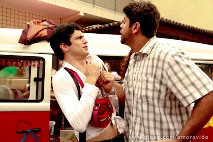 Não aprende! Félix se dá mal ao tentar golpe em 'Amor à Vida'