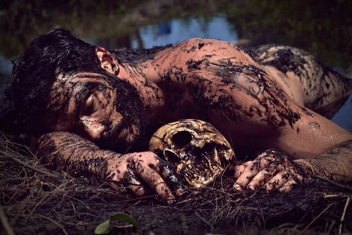 Ator de 'Amor à vida' posa nu e fala sobre cena de sexo com Susana Vieira