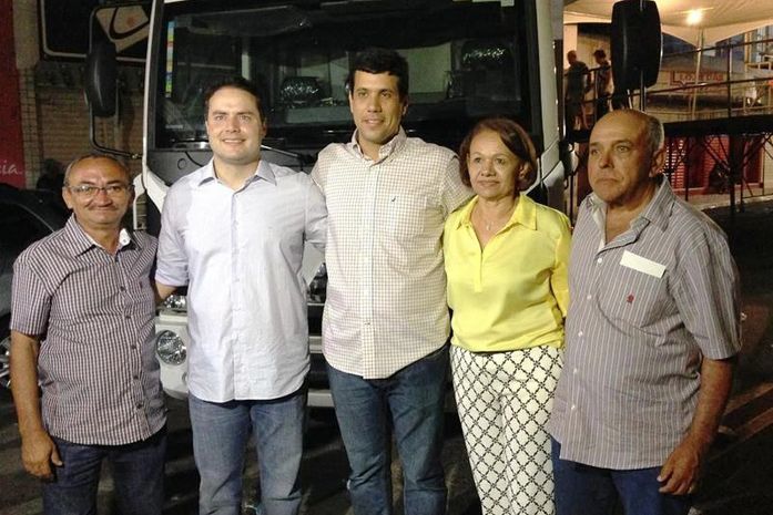 Renan Filho, prefeita Esther, vereador Hugu Wanderley em Olho D'Água