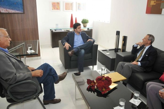 Rui recebe o embaixador da Espanha