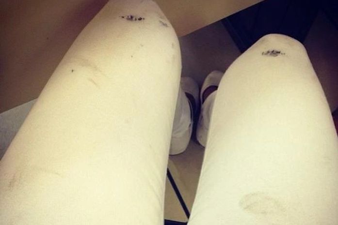 Ex-BBB Adriana é sequestrada e usa celular de policial para postar na web