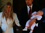 Fergie e Josh Duhamel batizam o filho, Axl