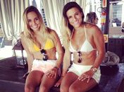 Jade Barbosa sensualiza de biquíni outra vez