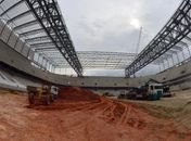 Obra mais atrasada para 2014, Arena da Baixada prepara terreno para gramado