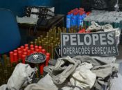 Material apreendido com o idoso