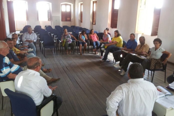 Praia do Francês: reordenamento é tema de reunião