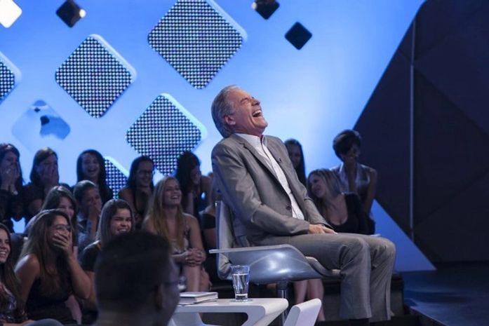'Não me considero mulherengo', diz Roberto Justus na TV