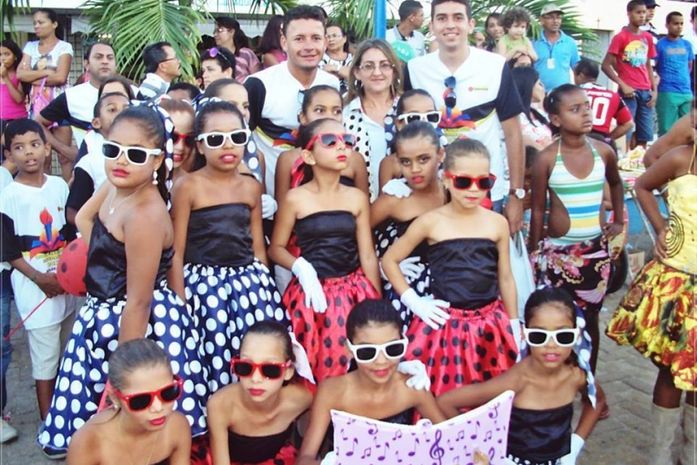 Desfile marca abertura dos Jogos Internos em Anadia