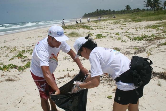 Mutirão faz limpeza no Francês