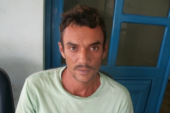 José Adilson de Farias, 28