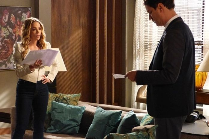 Sem escapatória! Eron e Amarilys são obrigados a fazer o exame de DNA