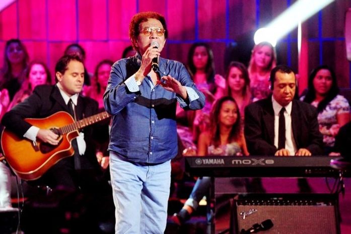 Famosos lamentam a morte de Reginaldo Rossi