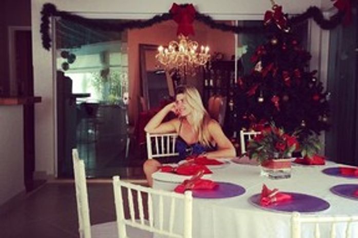 Depois de ficar doente na cama, Iris Stefanelli leva cano de bufê no Natal