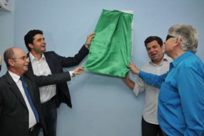 Prefeito durante inauguração