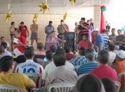 Militares realizam reunião 