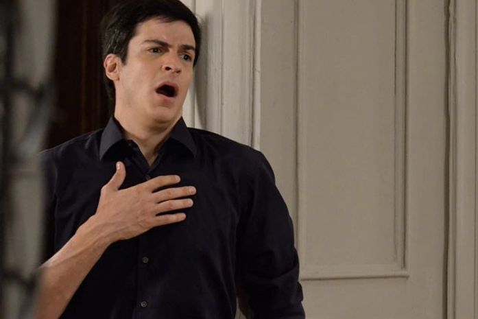 Soberano! Félix volta para a mansão de forma triunfal