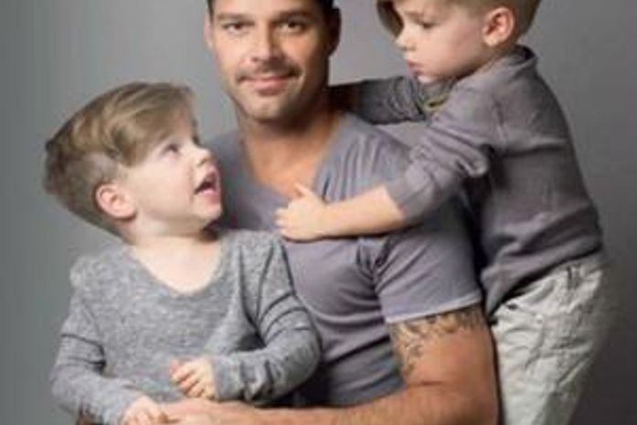 Ricky Martin termina relacionamento com Carlos Abella, diz jornal