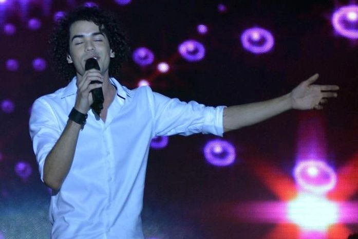"Continuo hétero", diz Sam Alves, vencedor do 'The Voice Brasil'