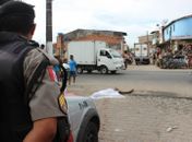 Jovem teve corpo arrastado até avenida