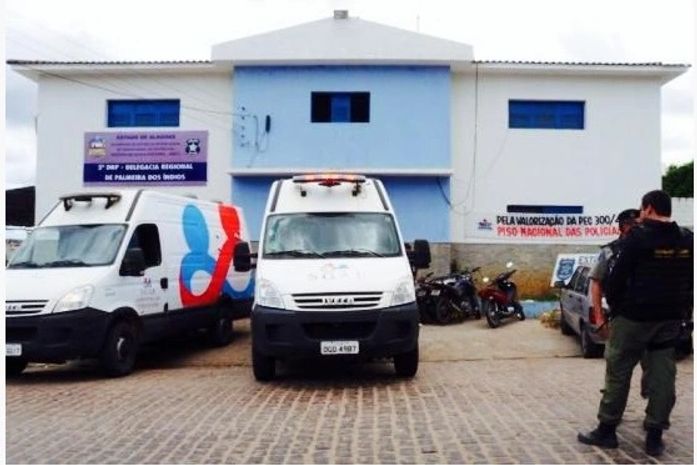 Presos da Regional de Polícia de Palmeira são transferidos para Presidio do Agreste