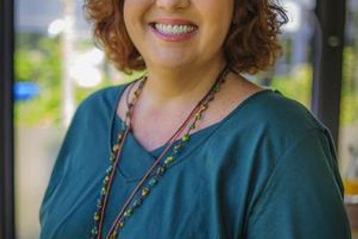 Jornal: após cirurgia no coração, Claudia Jimenez volta gravar novela