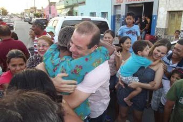 Prefeito Dalmo Santana retorna ao cargo