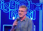 Pedro Bial anuncia na TV a entrada de Valdirene no BBB