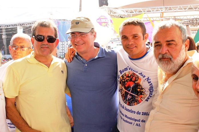 Renan com prefeito Jorge Dantas na festa do Bom Jesus em Pão de Açúcar