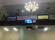 Miliares acompanham votação 