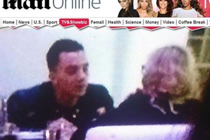 Madonna é fotografada em clima de romance com namorado de 26 anos