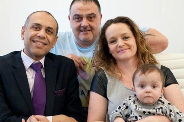 Britânica dá a luz após 20 abortos espontâneos