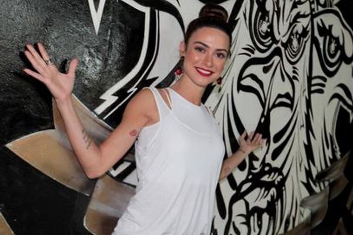 Jornal: recém-separada, Thaila Ayala é cobiçada pela Playboy