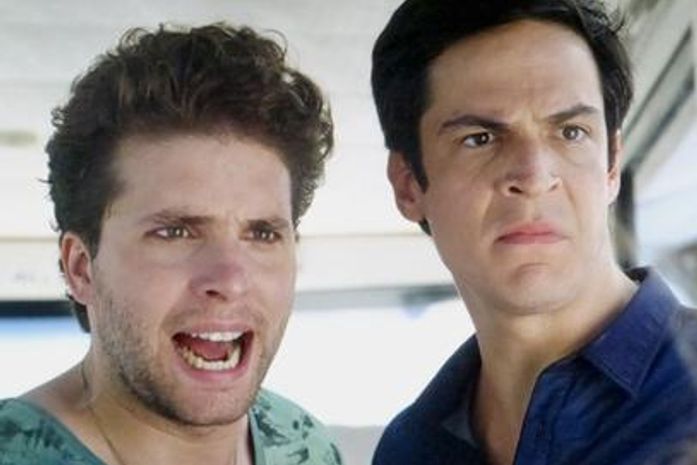 Félix e Niko encontram Amarilys e recuperam Fabrício