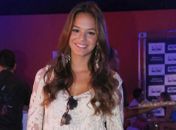 Bruna Marquezine curte show em homenagem a Cazuza, no Rio 