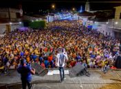 Shows musicais reúnem milhares de pessoas  no fim de semana em Limoeiro de Anadia