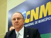 Presidente da Confederação Nacional dos Municípios (CNM) Paulo Ziulkoski.